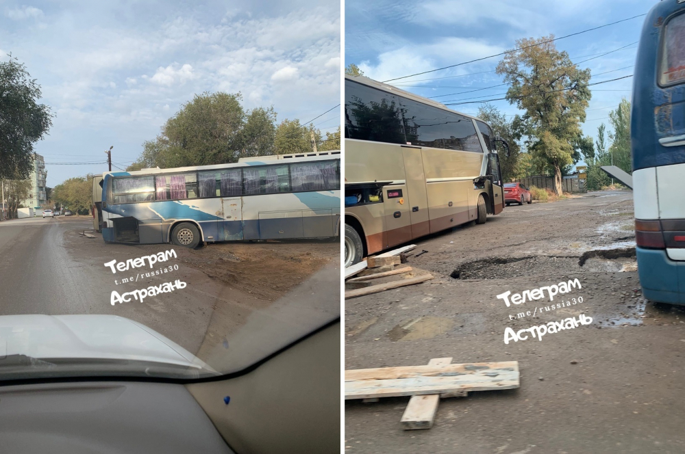 В Астрахани в микрорайоне «Казачий» два автобуса застряли в ямах на дороге
