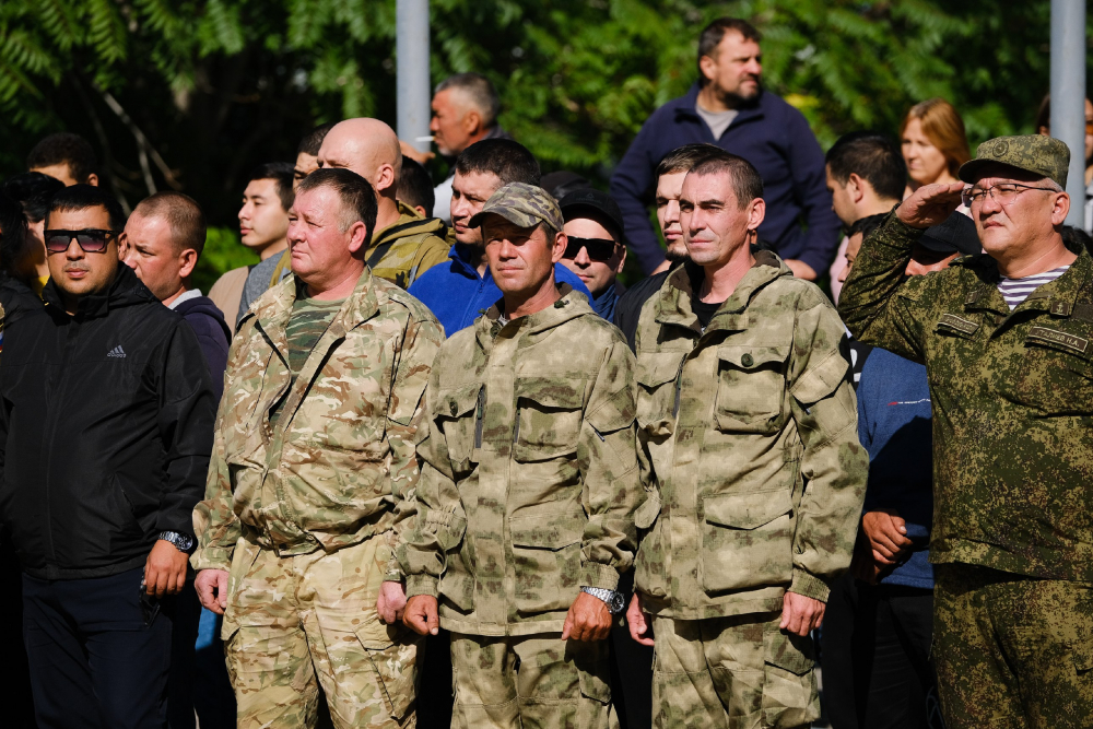 Из Астраханской области отправилась на боевое слаживание еще одна группа мобилизованных