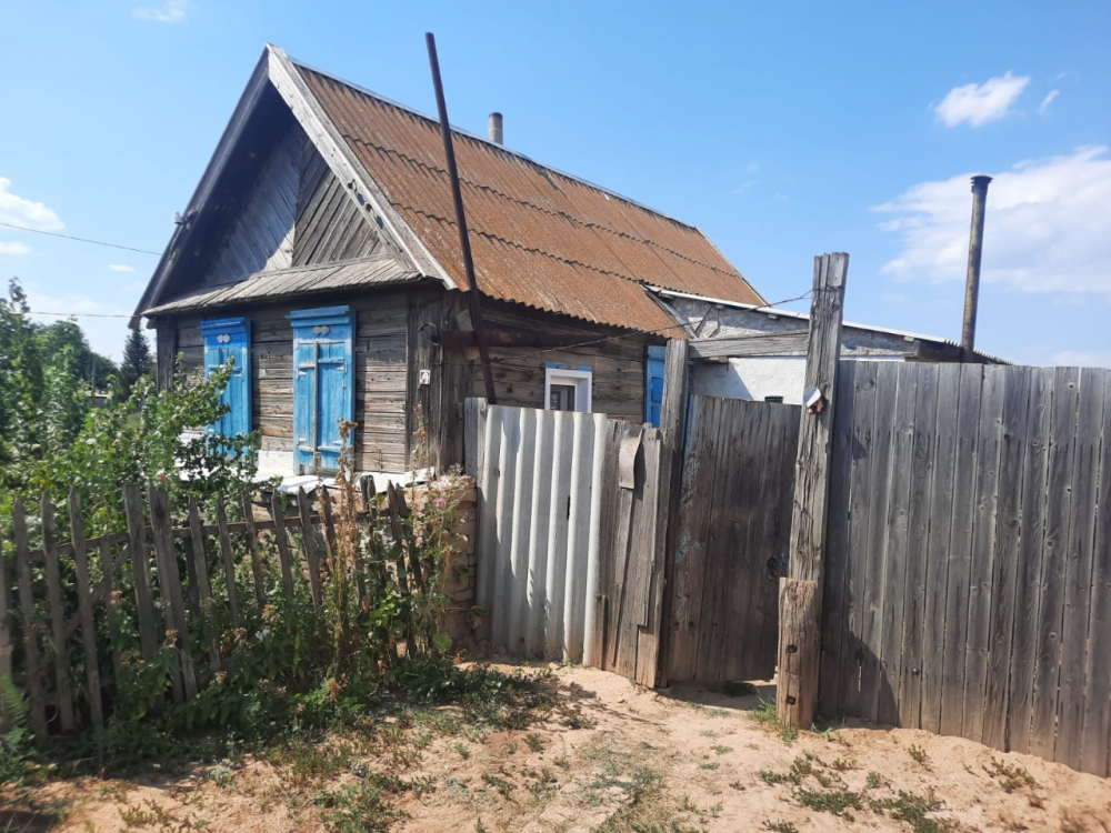 Житель Астраханской области убил односельчанина в припадке ревности