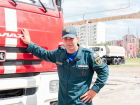 Пожарный из Астрахани спас утопающего ребенка на рыбалке 