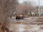 В Астрахани спецтехника приехала ликвидировать потоп и утонула в луже