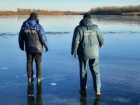 Спасатели предупреждают астраханцев об опасности выхода на лёд