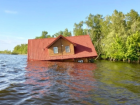 В Астраханской области половодье унесло дом