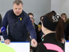 Фигуристки из ДНР вышли на астраханский лед