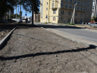 В Астрахани приводят в порядок тротуары и дороги 