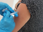 51% опрошенных астраханцев считают вакцинацию от гриппа тратой времени