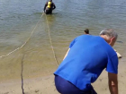 В Астрахани из реки Серебряная Воложка извлекли тело 18-летнего парня