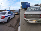 В Астрахани наказали таксиста, который ослеплял водителей незаконной фарой