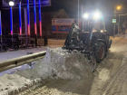 За ночь с астраханских улиц убрали около 450 кубометров снега