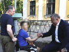 Игорь Бабушкин навестил раненого астраханца-участника СВО в Питере