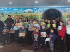 Астраханцы передали школьные комплекты детям из ЛНР