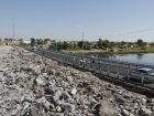 В Астраханской области ремонтируют важный мост и строят уникальную больницу