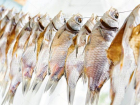 В Астрахани женщина незаконно торговала сушеной рыбой
