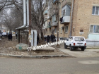 В Ленинском районе Астрахани мужчина погиб при падении с третьего этажа
