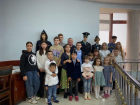 Астраханских школьников познакомили с особенностями работы службы судебных приставов 