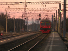 Пригородные поезда в Астраханской области изменили график движения