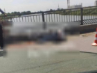 В Астрахани на мосту у Мясокомбината сбили мотоциклиста 