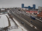 В Астрахани на Новом мосту водитель выехал на встречку и врезался в авто