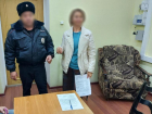 В Астрахани глава Аксарайского сельсовета платила родственнику за безделье