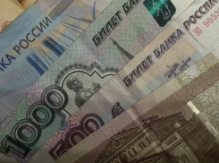 В Астрахани адвокат вынудил клиента оплатить услугу, которую не оказывал