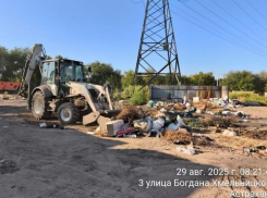 За лето с астраханских улиц вывезли свыше полутора тысяч нелегальных свалок