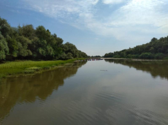 В Астраханской области расчищают рукав Ахтубы