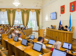 В Астраханской области отреагируют на попытки работодателей снижать зарплаты