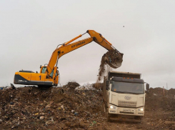 С ахтубинской свалки в Астраханской области вывезли 30 процентов мусора