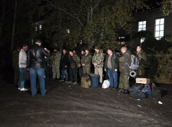 Очередная группа астраханцев отправилась на боевое слаживание в части Южного военного округа