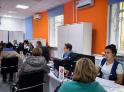 Астраханцам помогли вернуться к профессии после долгой безработицы