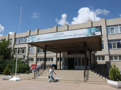 Астраханскую школу № 32 оснастят и благоустроят к 1 сентября