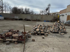 Экс-сотрудник астраханской полиции помогал нелегальным мигрантам на стройках