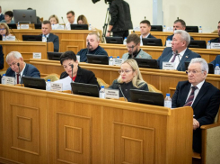 Астраханская область переведёт фонду ОМС 15,6 миллионов рублей