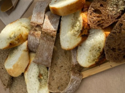 В Астраханской области наметился кадровый голод в сфере общепита