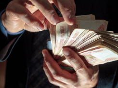 Астраханский инспектор Ространснадзора оштрафован на 6,5 миллионов рублей за множество взяток