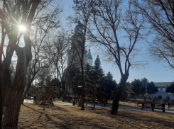 В субботу в Астрахани будет солнечно, но ветрено: прогноз на 21 января