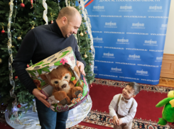 Депутаты облдумы исполнили заветное желание 5-летнего астраханца