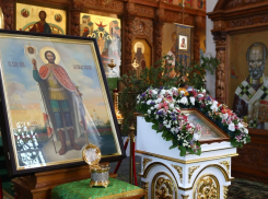 Астраханцы смогут поклониться святым мощам Александра Невского 