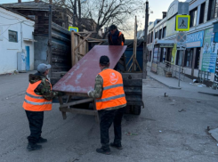 Астраханские «Большие Исады» очистили от прилавков нелегальных торговцев
