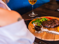 Готовим QR-коды: частичный локдаун снят в Астрахани