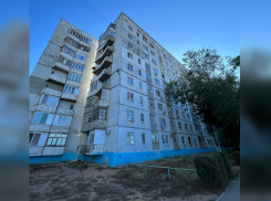 Под Астраханью двухлетний ребенок упал с шестого этажа