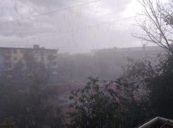 МЧС предупредило астраханцев о ливне и сильном ветре