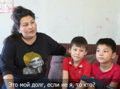 Астраханские бойцы СВО получили новогодние открытки от своих детей