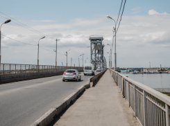 На два дня временно закроют движение на Старом мосту