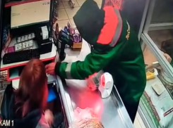 64-летнему астраханцу грозит тюрьма за кражу куриных окорочков