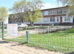 В районе под Астраханью до конца года отремонтируют два медучреждения