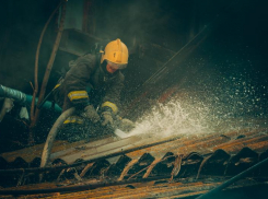 В Астраханской области из-за короткого замыкания сгорел садовый дом