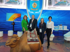 Астраханские врачи провели «Солнечную викторину» на выставке «Россия»