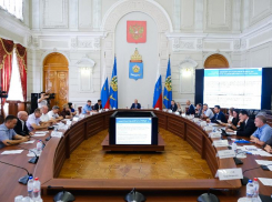 В правительстве Астраханской области обсудили итоги реализации нацпроектов