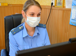 В Астрахани мошенники представляются судебными приставами